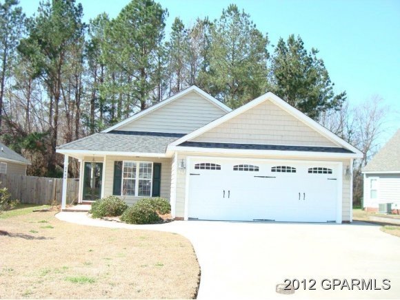 2400 Sawgrass Dr, Winterville, NC 28590 - photo 1