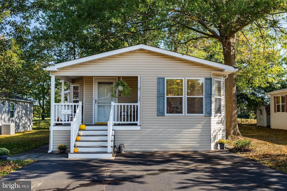 109 Hickory Dr, Hatfield, PA 19440 - photo 1