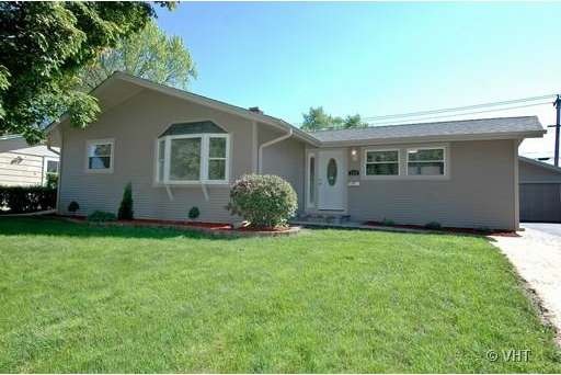 205 Amarillo Dr, Carpentersville, IL 60110 - photo 1