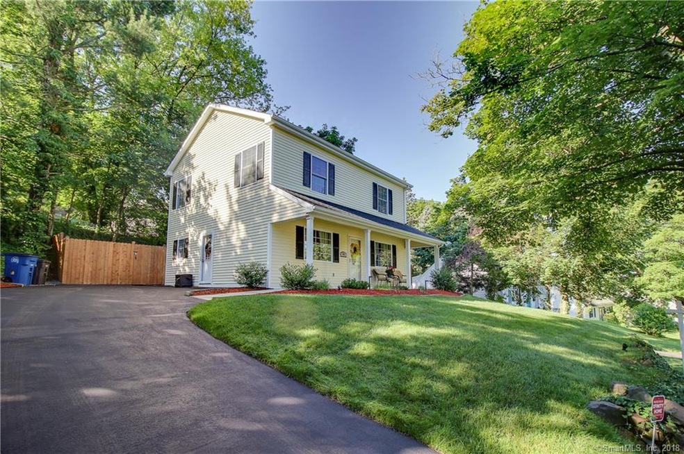 41 Melrose Dr, New Haven, CT 06513 - photo 1