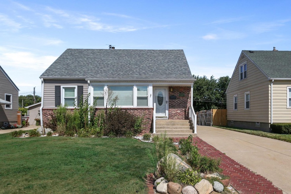 3911 Jewett Ave, Highland, IN 46322 - photo 1