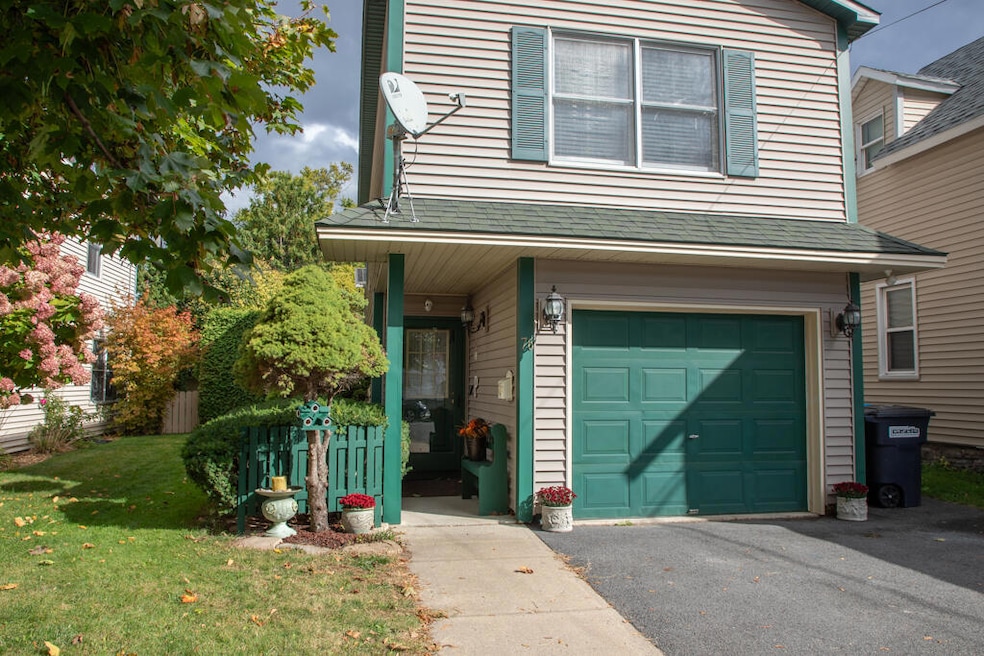76 Montcalm Avenue-26