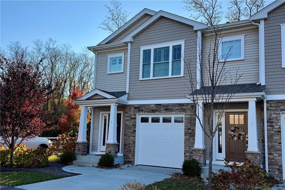 25 Franklin Rd unit 1, East Greenwich, RI 02818 - photo 1