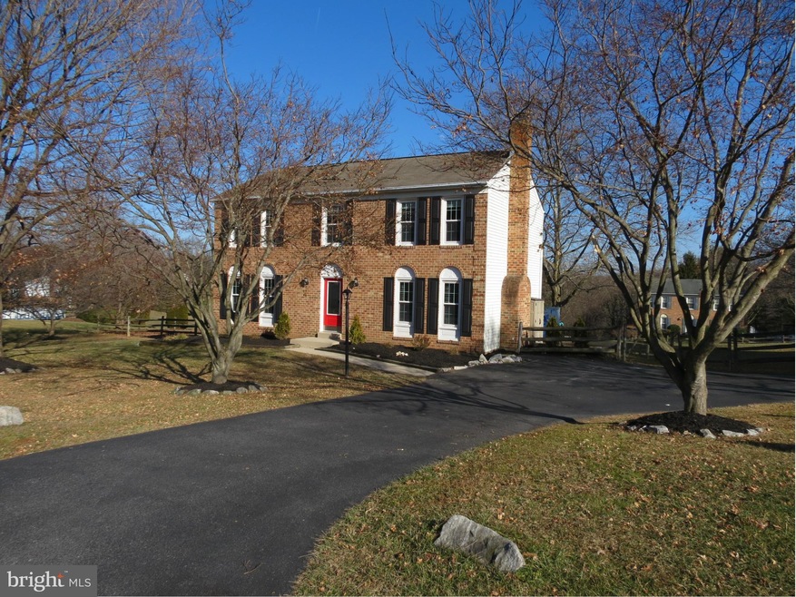 630 Tanglewood Dr, Sykesville, MD 21784 - photo 1