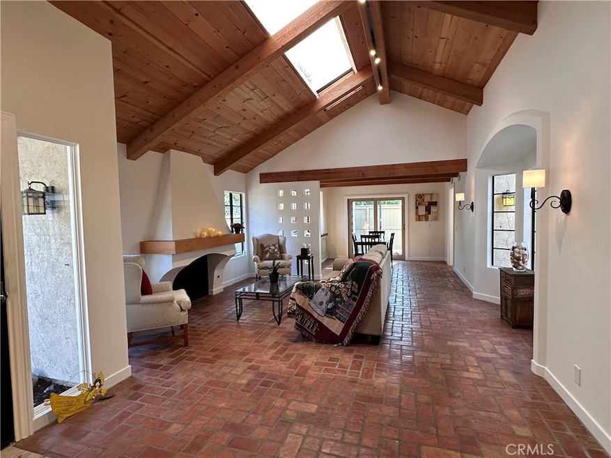 Under Contract $1,250,000