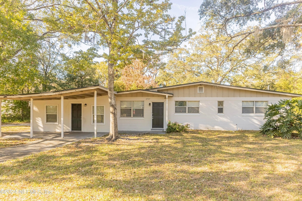 6707 Mopsy Ln, Jacksonville, FL 32210 - photo 1