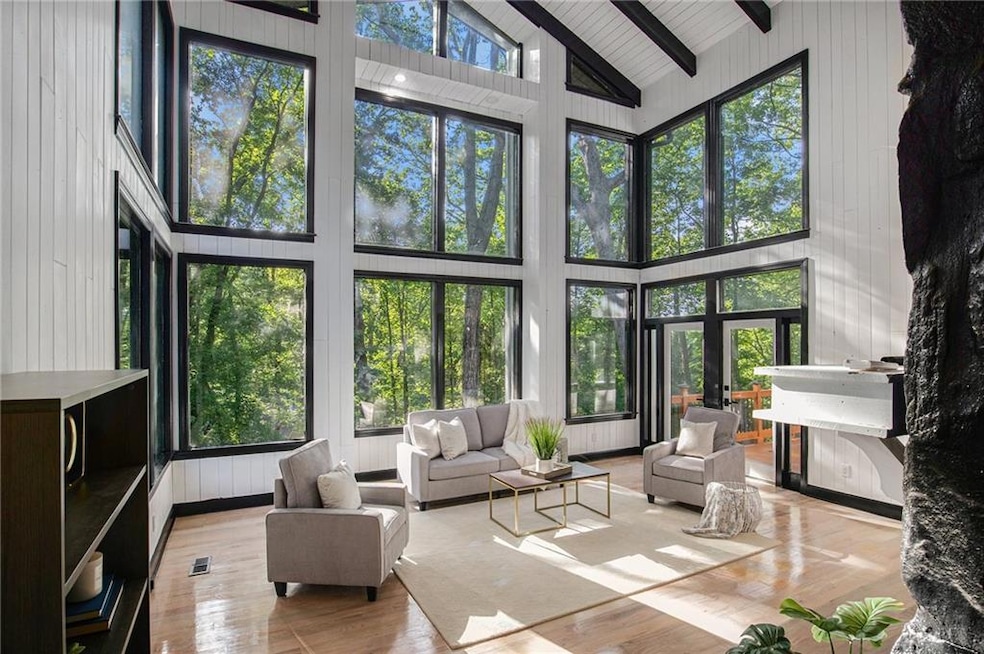 For Sale $987,700 • Co-Listing Agent