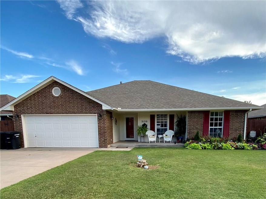 2120 NE 13th St, Moore, OK 73160 - photo 1