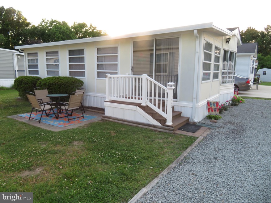 370 Seahawk Ln, Berlin, MD 21811 - photo 1