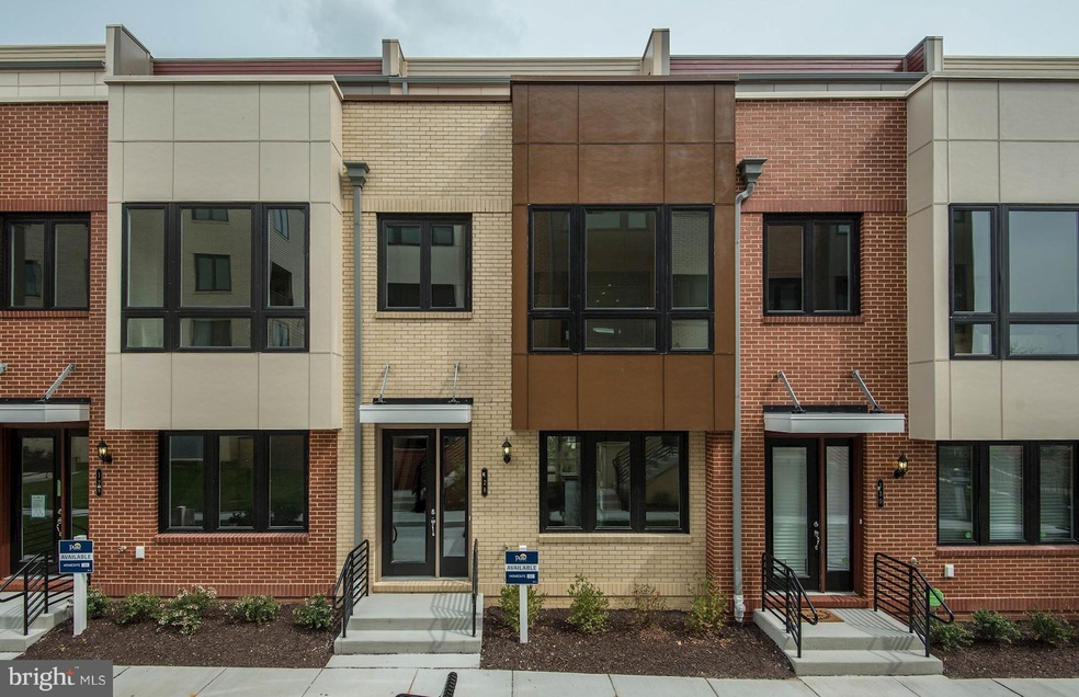 134 Cambria Walk, Alexandria, VA 22304 - photo 1