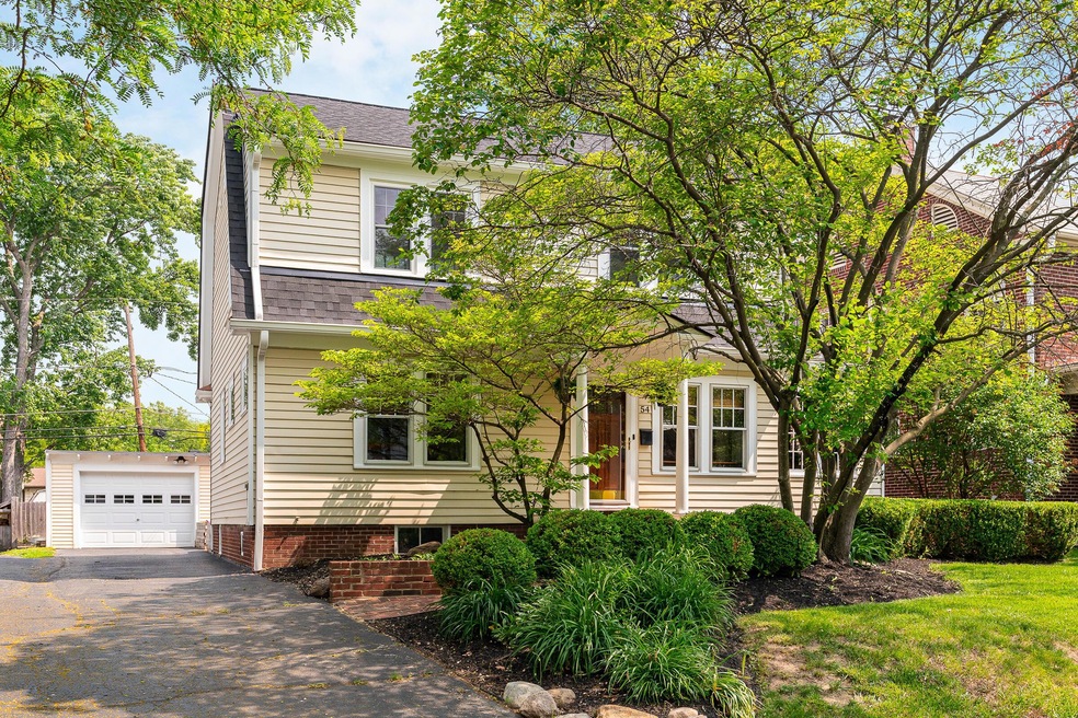 54 Winthrop