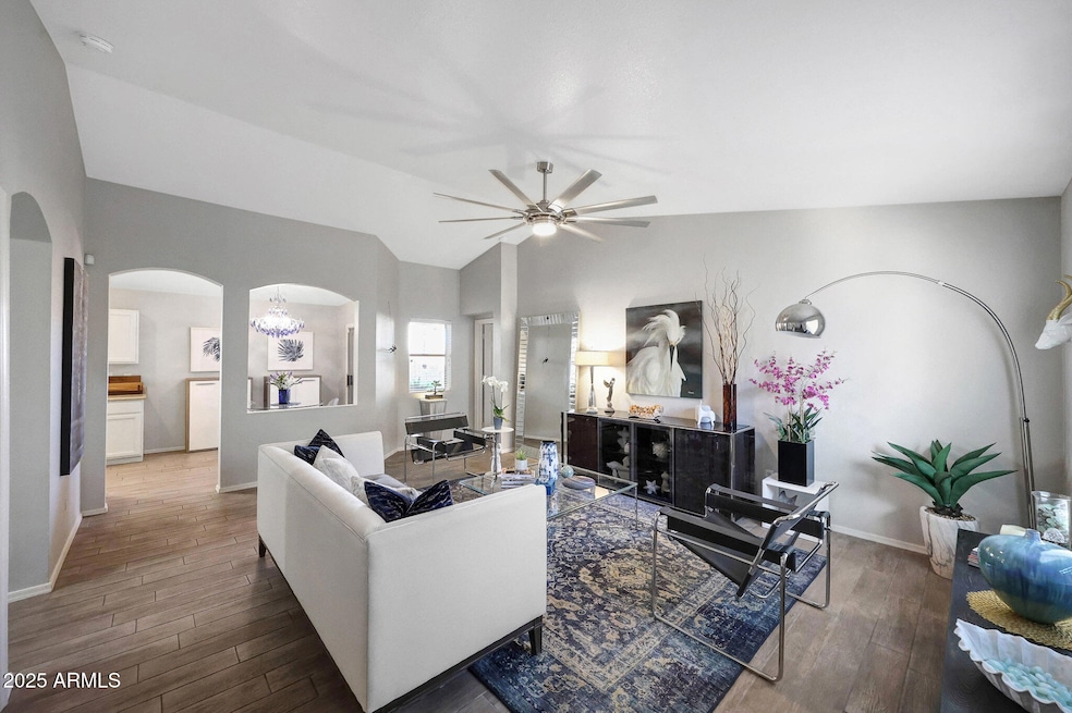 20009 N 35th St, Phoenix, AZ 85050 - photo 1