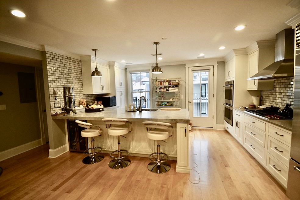 893 E 2nd St unit 8, Boston, MA 02127 - photo 1