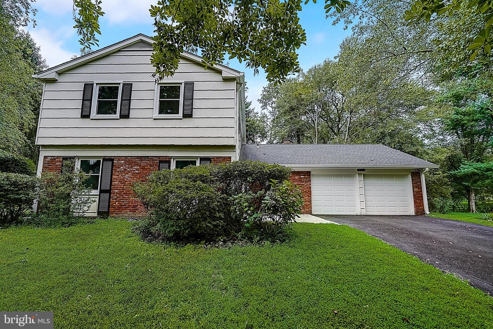 5118 W Running Brook Rd, Columbia, MD 21044 - photo 1