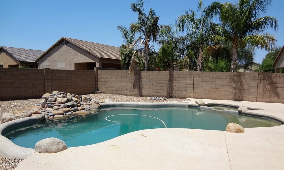 302 N Kimberlee Way, Chandler, AZ 85225 - photo 1