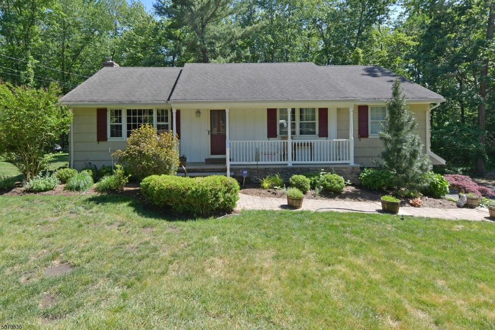 792 Linden Way, Franklin Lakes, NJ 07417 - photo 1