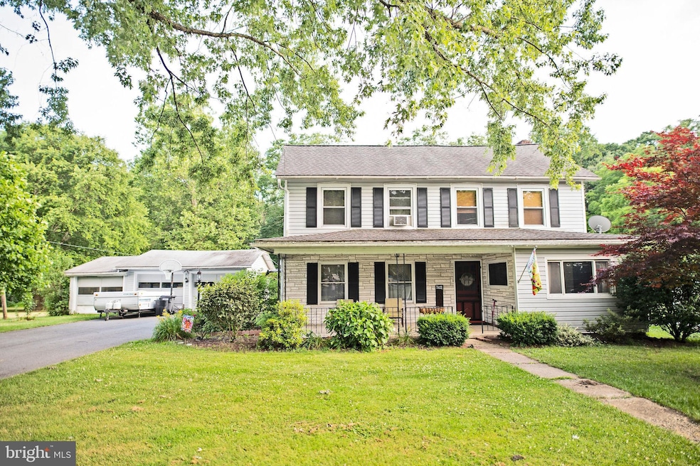 77 River Rd, Tamaqua, PA 18252 - photo 1