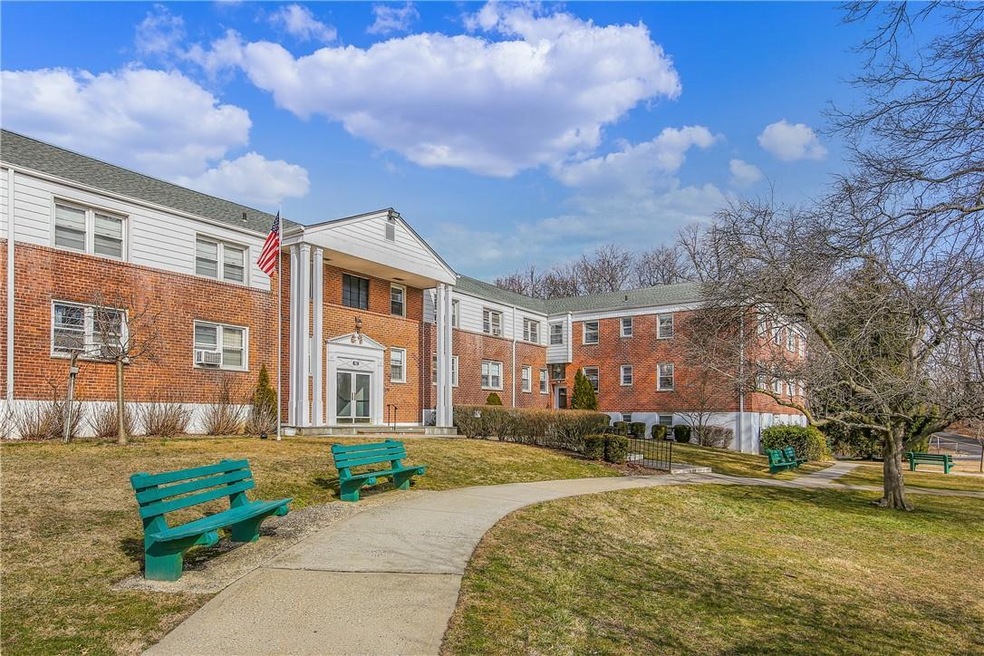 14 South Rd unit 2K, Harrison, NY 10528 - photo 1