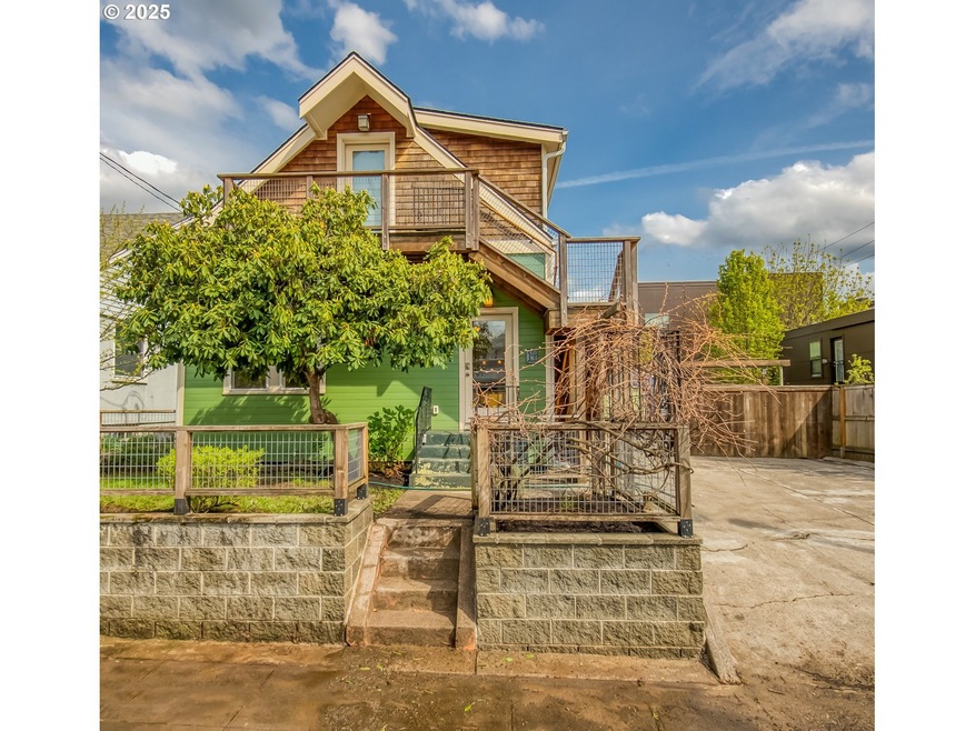 Sold $688,131 • Co-Listing Agent