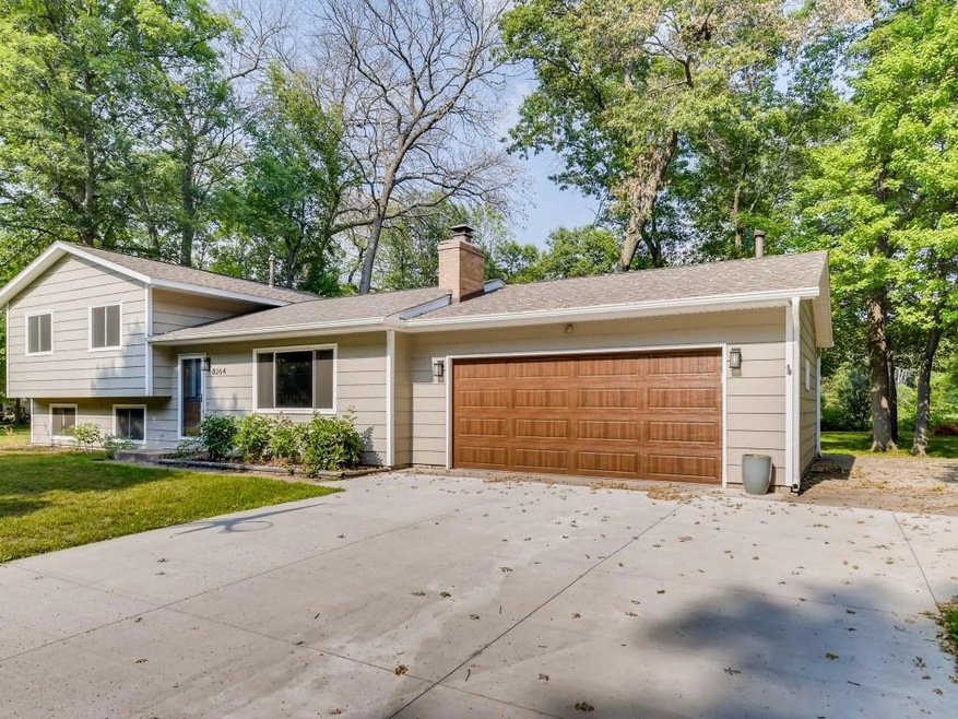 8264 Wood Duck Trail Circle Pines MN - MLS Sized -
