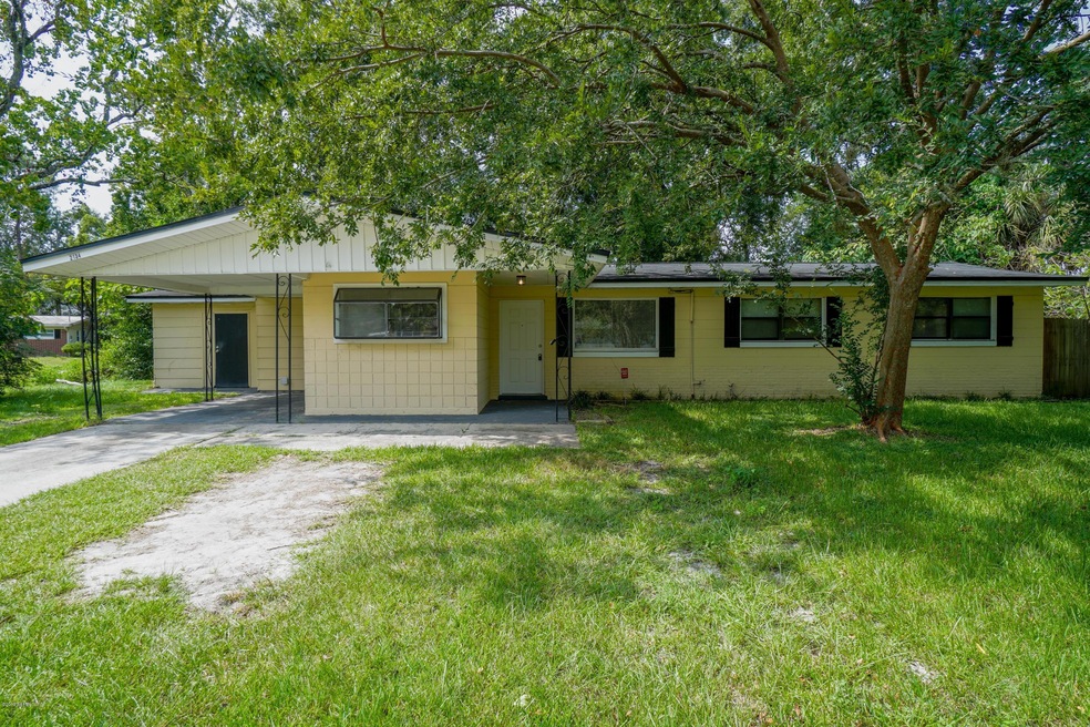 2134 Bo Peep Dr W, Jacksonville, FL 32210 - photo 1