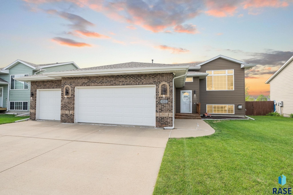 Under Contract $334,900