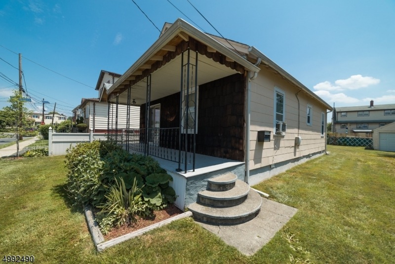 14 Agar Place, South Hackensack, NJ 07606 - photo 1