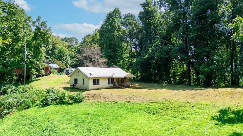 805 Frosty Ridge Rd, Sylva, NC 28779 - photo 1