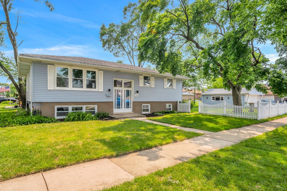 Pending $359,900
