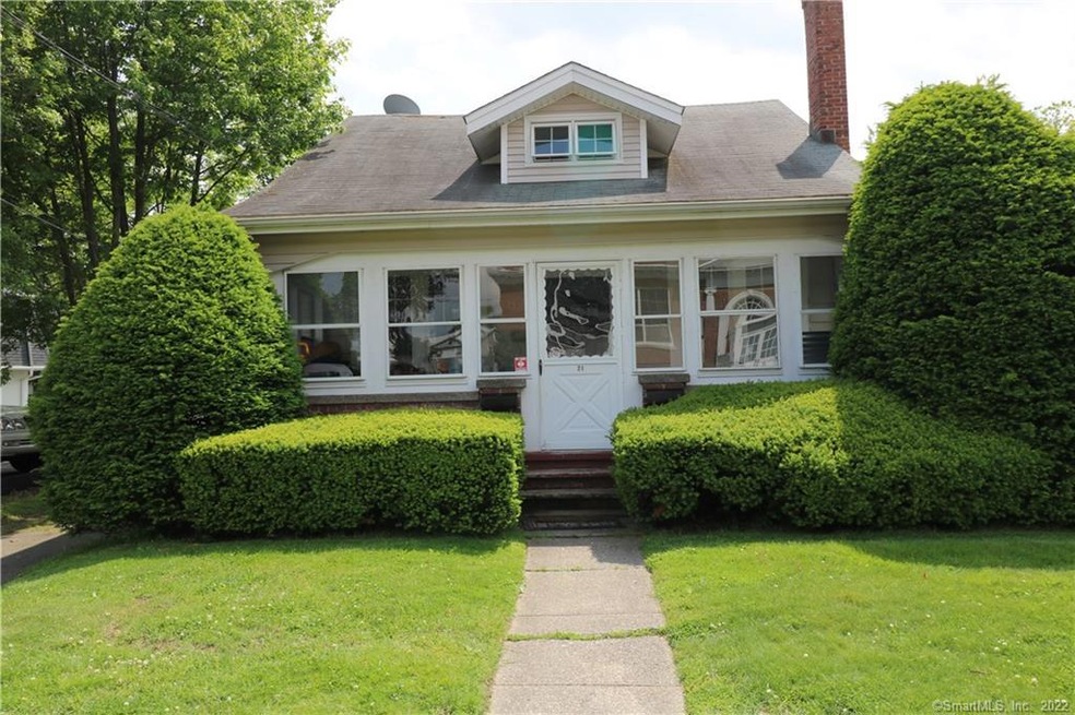 21 Dixon St unit 2, Milford, CT 06460 - photo 1