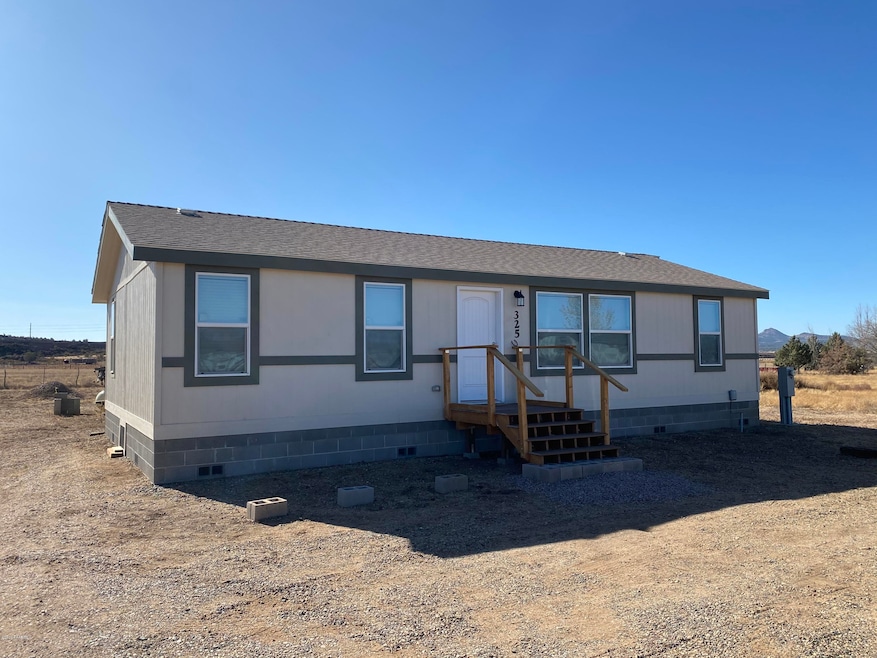 325 E Houston Rd, Paulden, AZ 86334 - photo 1