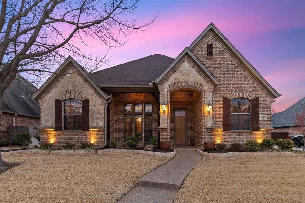 7905 Country Oak Dr, North Richland Hills, TX 76182 - photo 1
