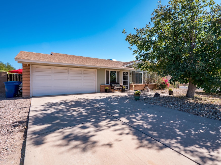 904 W Apollo Ave, Tempe, AZ 85283 - photo 1