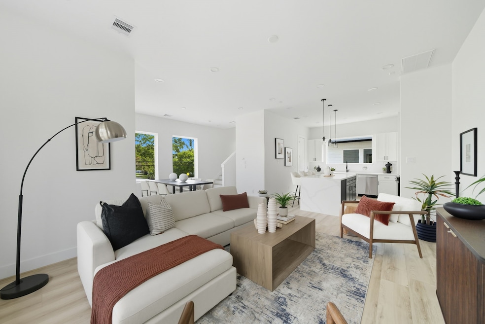 7737 Hammerly Blvd, Houston, TX 77055 - photo 1