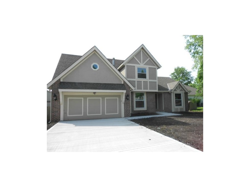 1.5 Story Home located at 1303 E Sheridan Bridge L