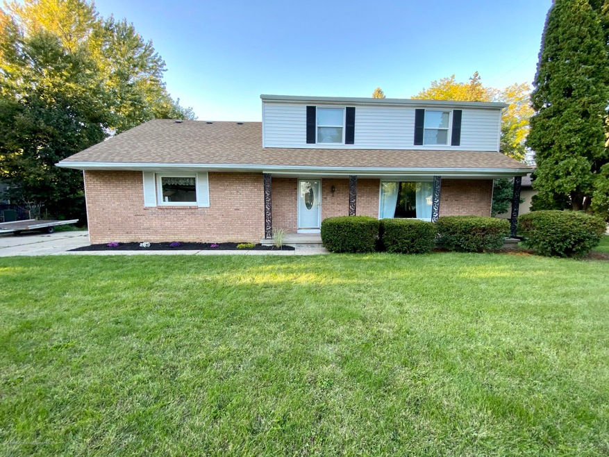4306 W Willow Hwy, Lansing, MI 48917 - photo 1