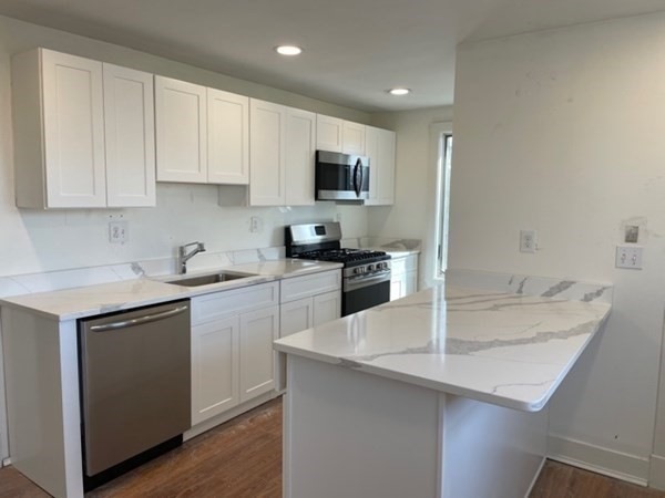 26 Mechanic St unit 28, Newton Upper Falls, MA 02464 - photo 1