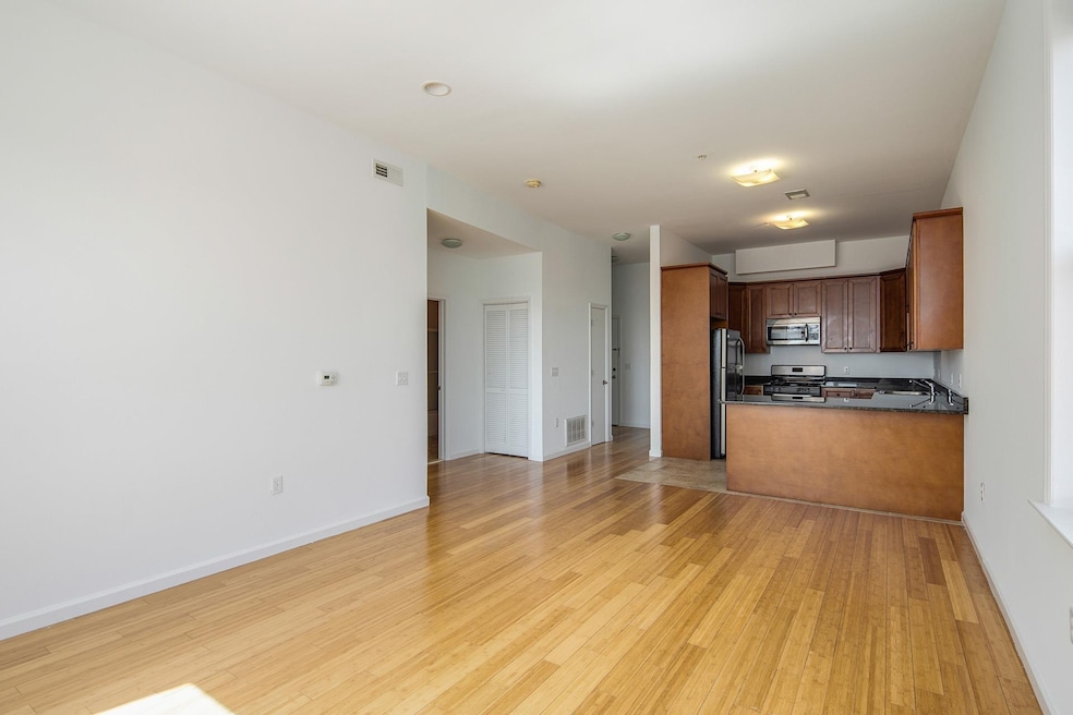5005 Palisade Ave unit 205, West New York, NJ 07093 - photo 1