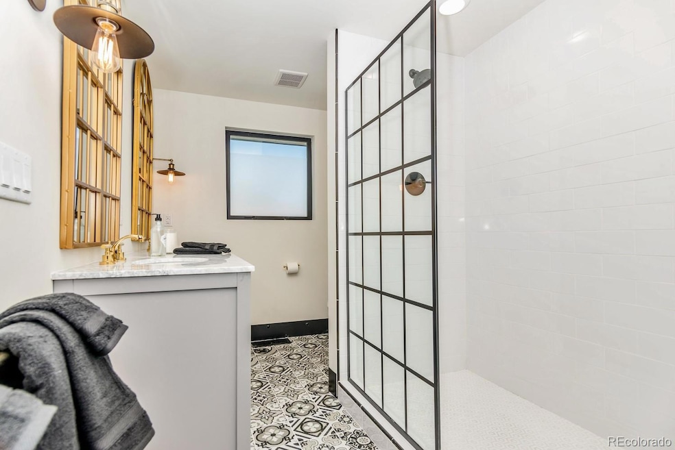 For Rent $1,800/month