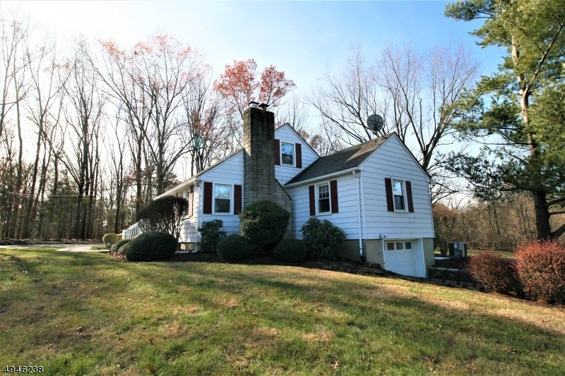 3 Thor Solberg Rd, Whitehouse Station, NJ 08889 - photo 1