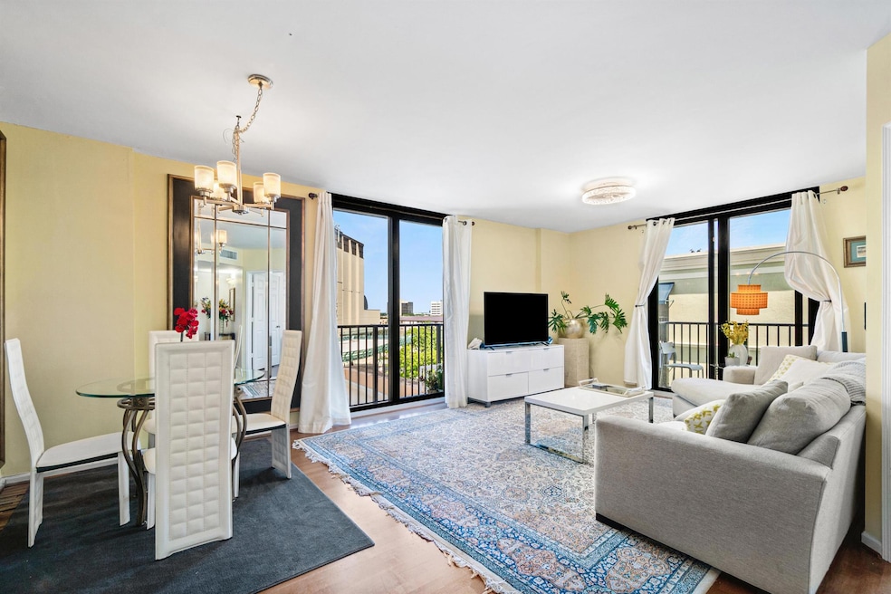 Tower Condominium at Cityplace unit 402, West Palm Beach, FL 33401 - photo 1