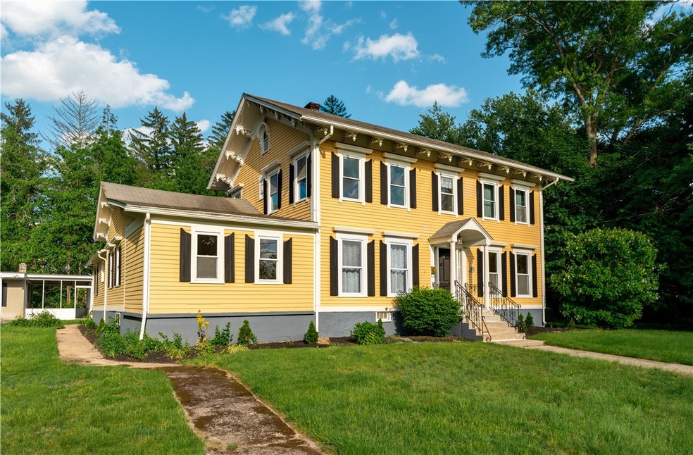 42 Bridal Ave, Warwick, RI 02886 - photo 1