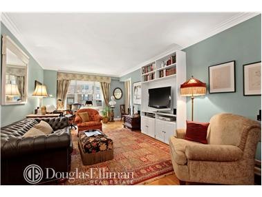 220 Madison Ave unit 8C, New York, NY 10016 - photo 1