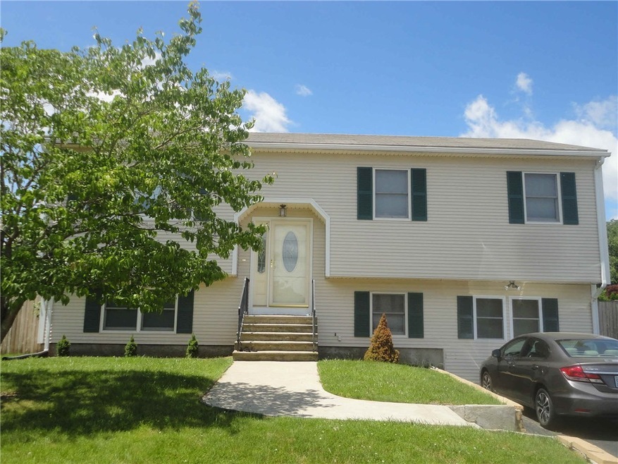 237 Locust Glen Dr, Cranston, RI 02921 - photo 1