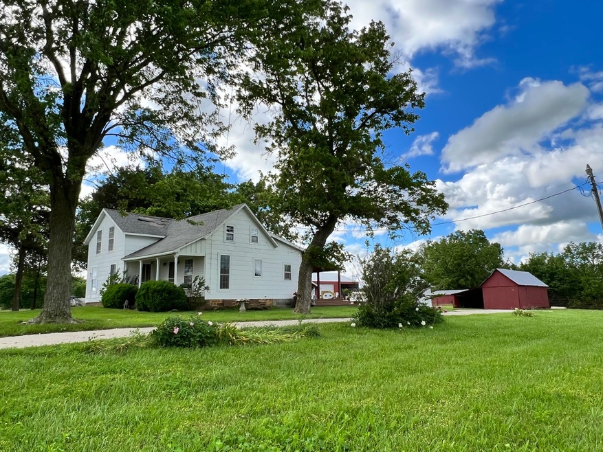 4915 E 1850, Stockton, MO 65785 - photo 1