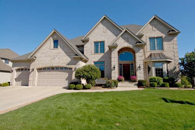 603 Papermill Hill Dr, Batavia, IL 60510 - photo 1