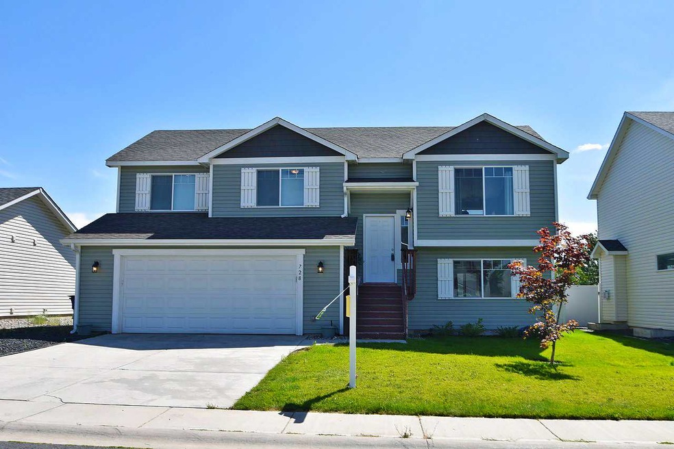 728 E Carrie Dr, Medical Lake, WA 99022 - photo 1