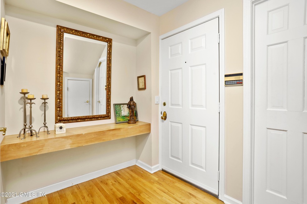 11 Lafayette Ct unit 1C, Greenwich, CT 06830 - photo 1