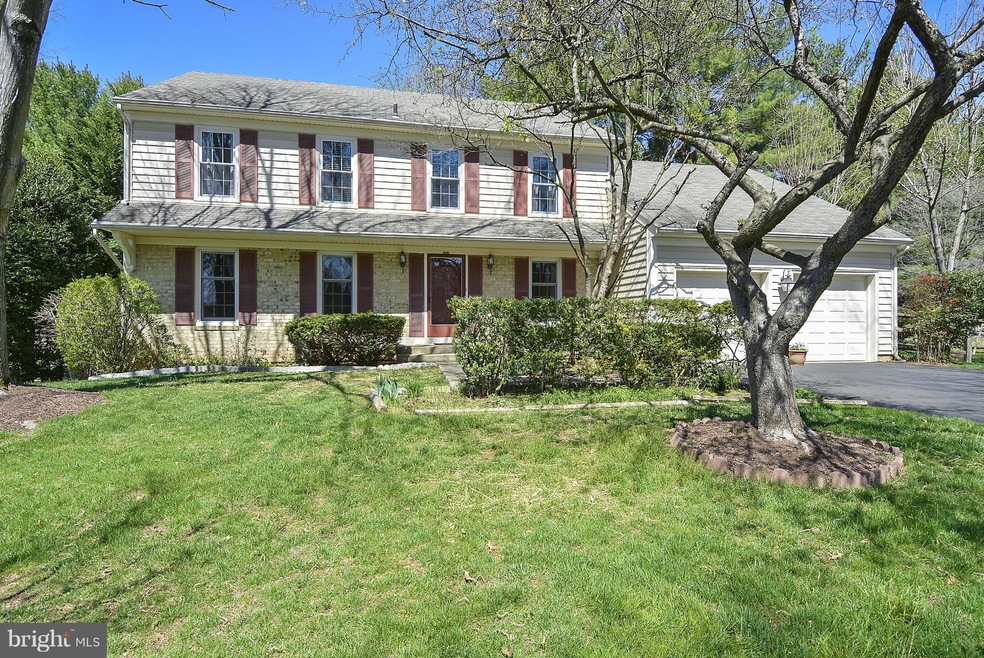 20328 Pleasant Ridge Dr, Montgomery Village, MD 20886 - photo 1