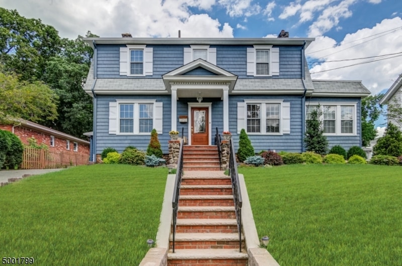 70 N Livingston Ave, Livingston, NJ 07039 - photo 1